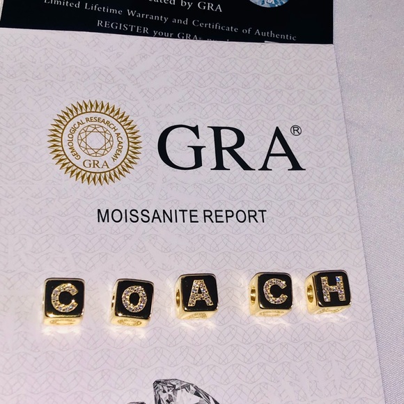 VVS gra certified diamond moisannitte pendant for a Coach, passes diamond tester - Picture 8 of 8